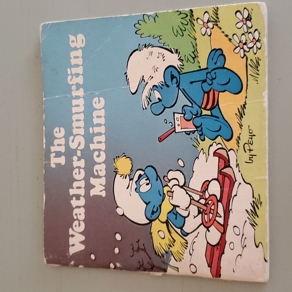 Vintage 1982 The Weather-Smurfing Machine Book